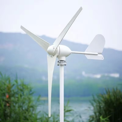 Controlador eólico solar híbrido Sistema de energía solar eólico híbrido para aplicaciones en red