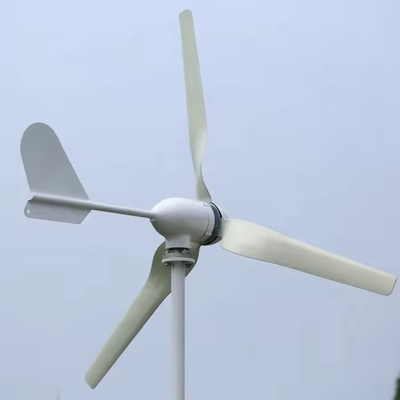 Controlador eólico solar híbrido Sistema de energía solar eólico híbrido para aplicaciones en red