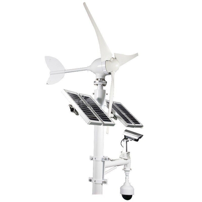 Luz de calle LED solar híbrida inteligente de 300W 600W con ahorro de energía eólica y solar para exteriores con cámara CCTV 4G 5G